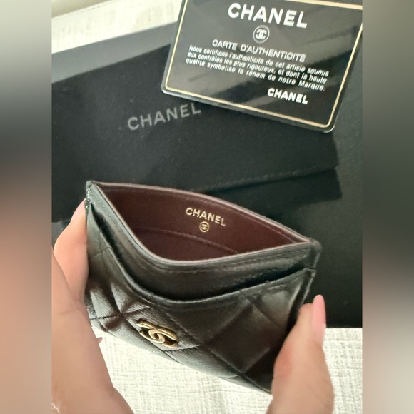 Chanel Black Caviar Card Holder - Picture 4 of 5